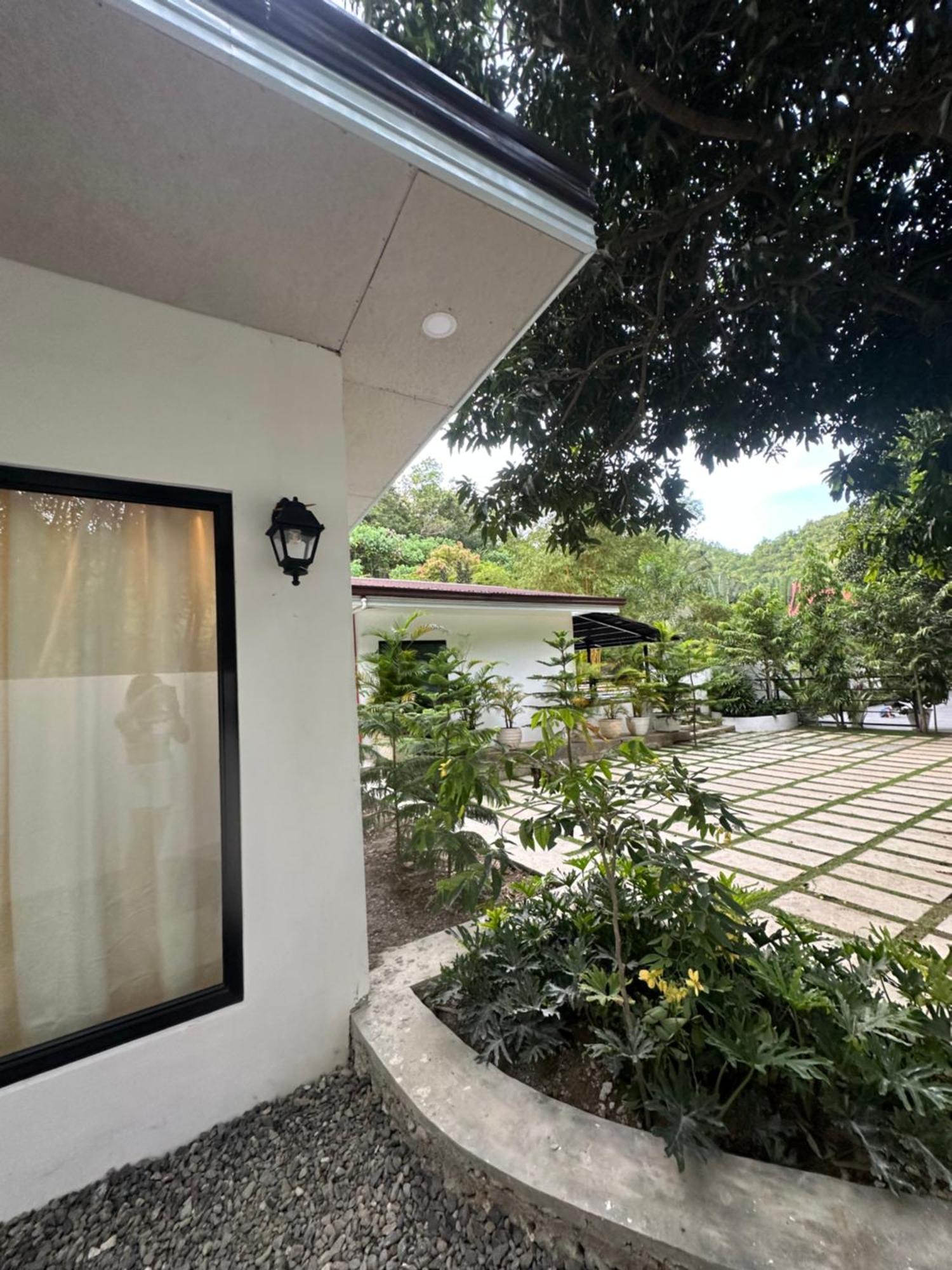 Villa Del Sol 1 Barkada Rooms Carcar Exterior photo